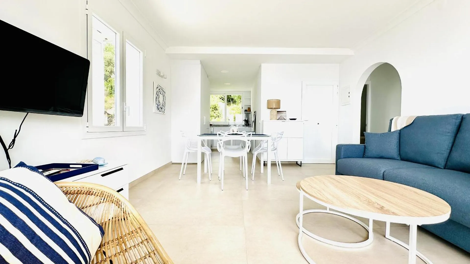 Nuevo 3254 Montemar, 24,Maravillosa Vista Al Mar, Situacion Ideal Para Practicar Senderismo, A 150M. De La Playa. - Es-258-35 罗萨斯 0*,  西班牙